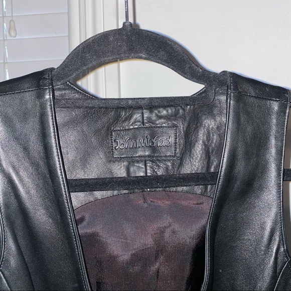 Genuine Leather Vest - Picture 4 of 4